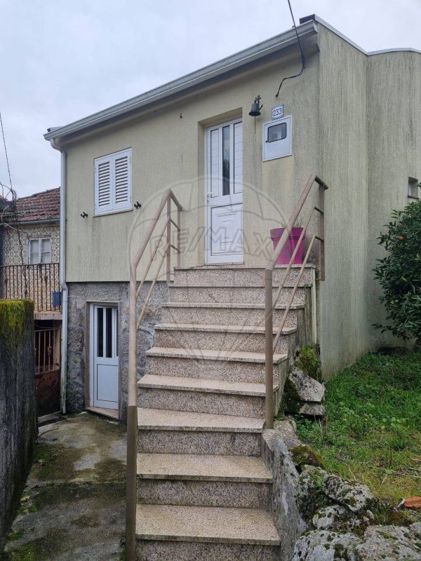 3 bedrooms House in Resende, Portugal No. 164852