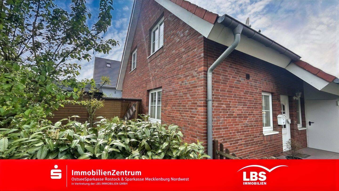 Таунхаус с 3 комнатами в Росток, Германия № 371204