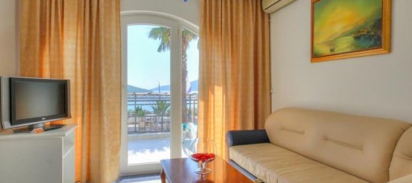 47 bedrooms Land in Herceg Novi, Montenegro No. 167 13