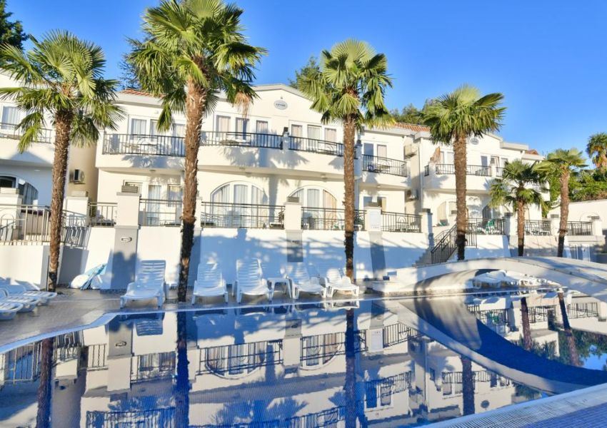 47 bedrooms Land in Herceg Novi, Montenegro No. 167