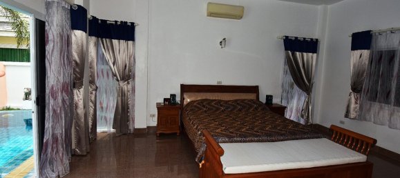 Café/restaurante de 4 dormitorios en Pattaya, Thailand No. 873 10