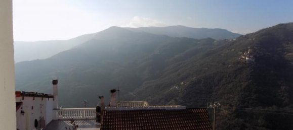 4 rooms House in Cesio, Italy No. 230719 10