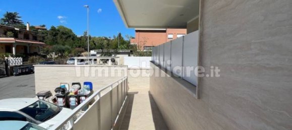 Apartamento de 2 dormitorios en Rome, Italy No. 360658 11