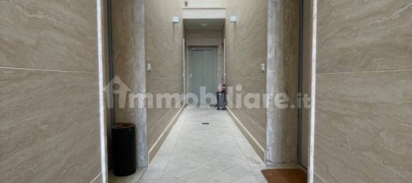 Apartamento de 2 dormitorios en Rome, Italy No. 360658 9