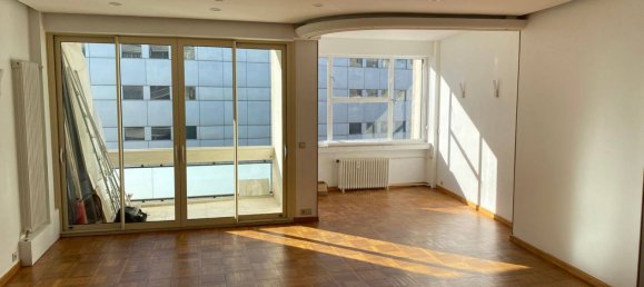 Квартира с 3 спальнями в Париж, Франция № 333836 19