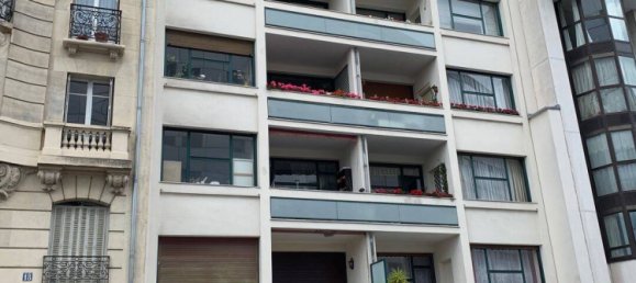 Квартира с 3 спальнями в Париж, Франция № 333836 3