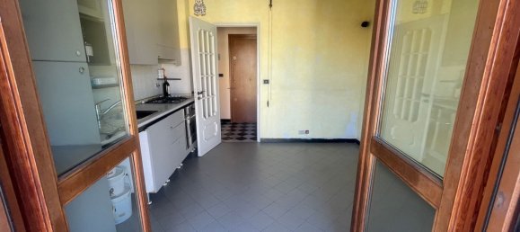 Apartamento de 3 habitaciónes en Genoa, Italy No. 299804 3