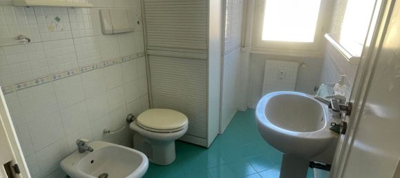 Apartamento de 3 habitaciónes en Genoa, Italy No. 299804 6
