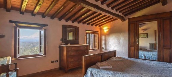 10 rooms House in Massarosa, Italy No. 129017 9