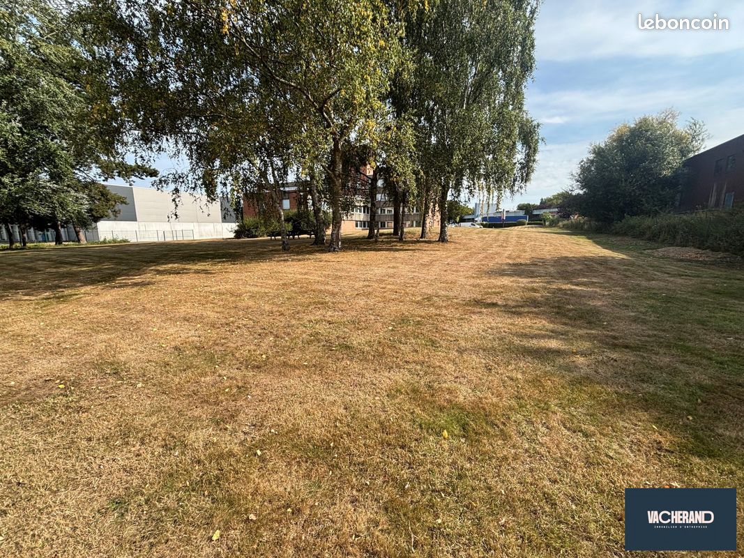 Terreno em Neuville-en-Ferrain, France 2046 m² N.º 363063