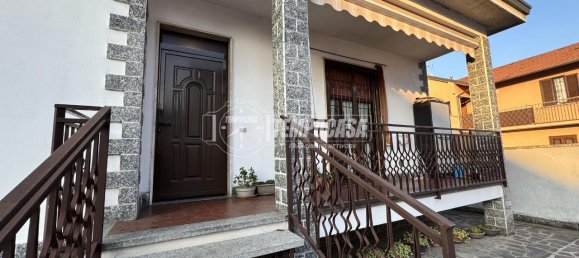 Villa de 4 habitaciónes en Casorezzo, Italy No. 102848 23