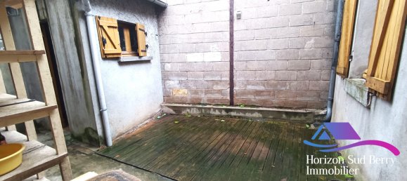 4 bedrooms Townhouse in Sainte-Severe-sur-Indre, France No. 156710 4