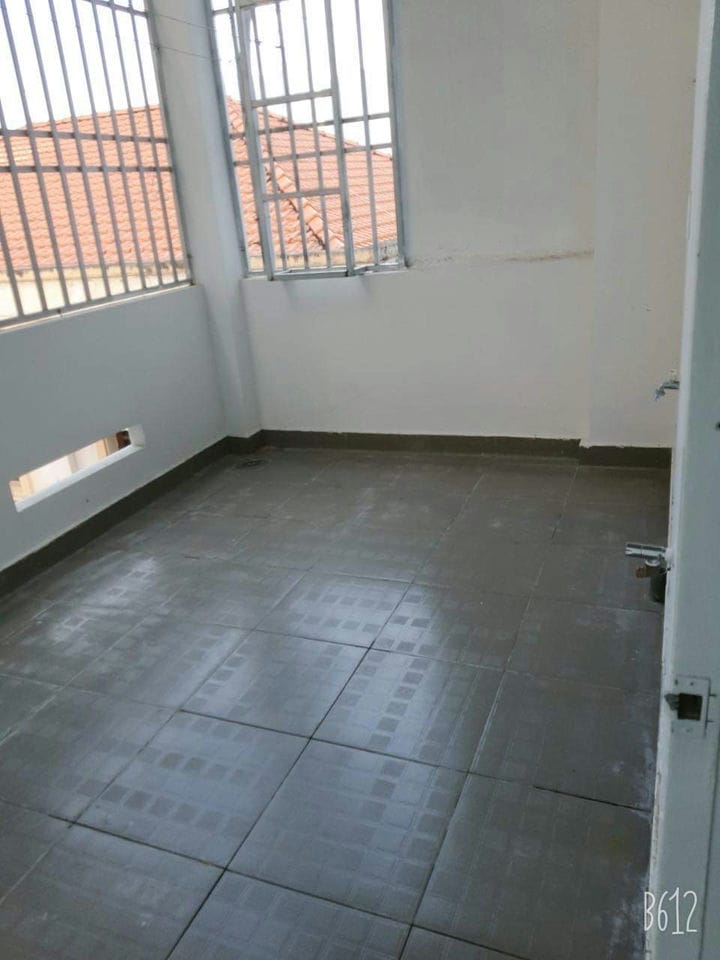 105m² Land in District 7, Vietnam No. 7300