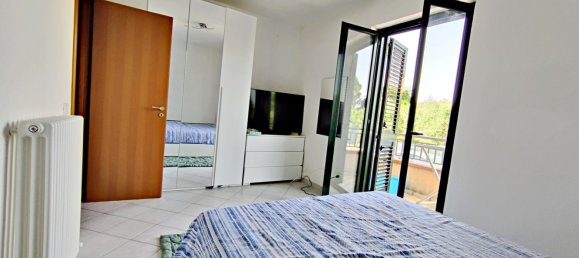 5 rooms House in Saludecio, Italy No. 90800 8