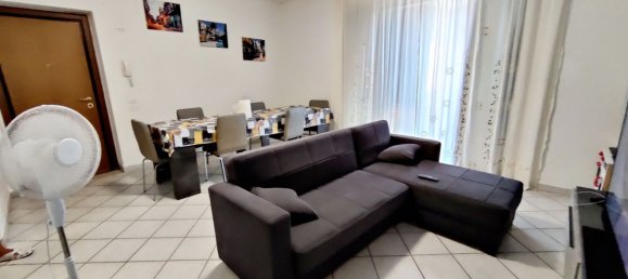 5 rooms House in Saludecio, Italy No. 90800 4