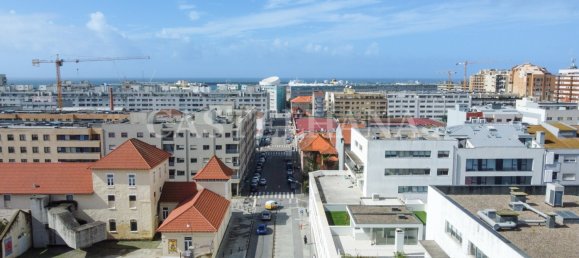 4 bedrooms Duplex in Matosinhos, Portugal No. 127691 6