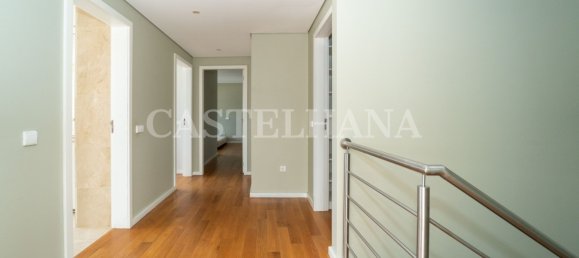 4 bedrooms Duplex in Matosinhos, Portugal No. 127691 16