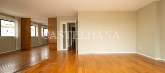 4 bedrooms Duplex in Matosinhos, Portugal No. 127691 12