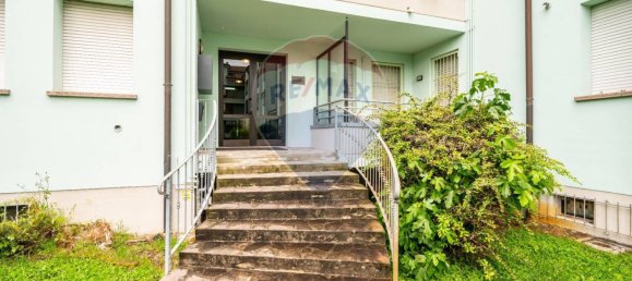 2 bedrooms Apartment in Boretto, Italy No. 282266 2