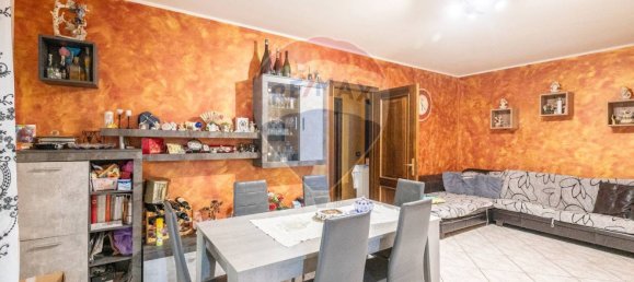 2 bedrooms Apartment in Boretto, Italy No. 282266 9