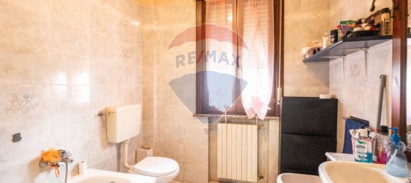 2 bedrooms Apartment in Boretto, Italy No. 282266 25