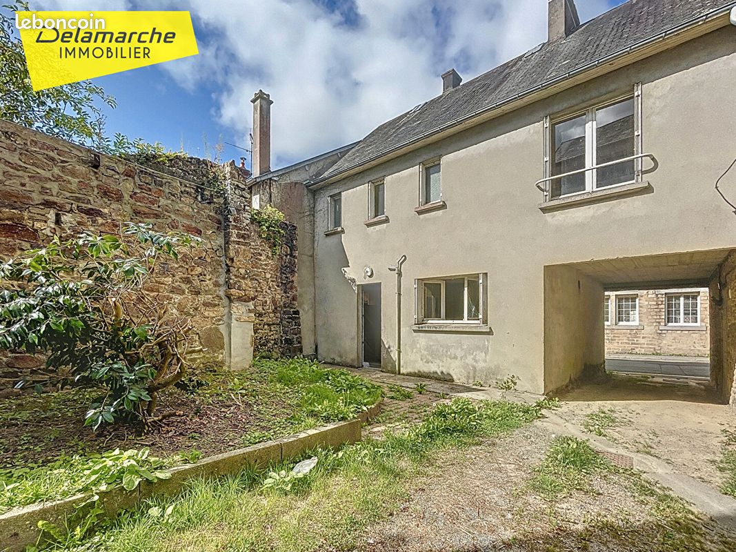 4 bedrooms House in Manche, France No. 358767