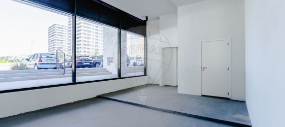 Propriété commerciale à Lisbon, Portugal 118m² No. 74038 4