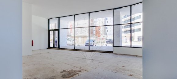 Propriété commerciale à Lisbon, Portugal 118m² No. 74038 7