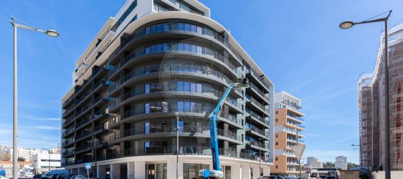 Propriété commerciale à Lisbon, Portugal 118m² No. 74038 12