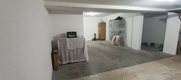 Гараж 60м² в Линарес, Испания № 173773 2