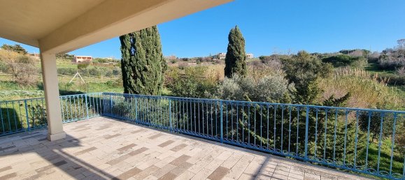 Villa de 6 divisões em Civitavecchia, Italy N.º 81866 3