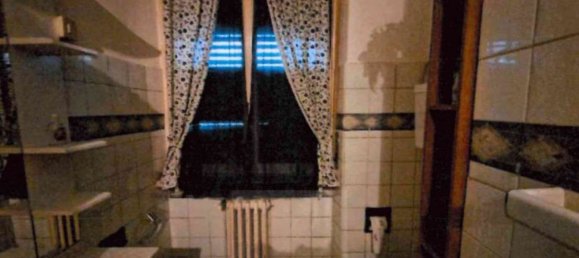 4 rooms Apartment in Varese, Italy No. 11290 37