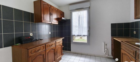 2 غرف نوم شقة في Le Plessis-Belleville, France رقم 221660 3