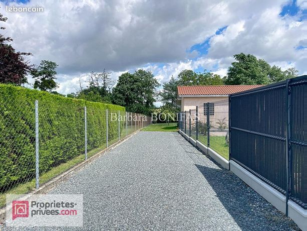 Земельный участок 1460м² в Тарн, Франция № 312194