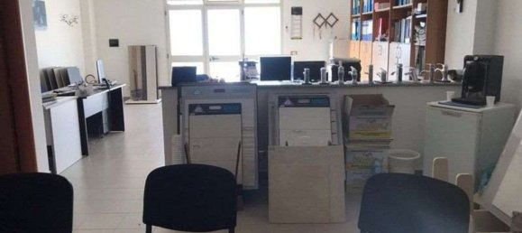 66m² Warehouse in Satriano, Italy No. 105451 6