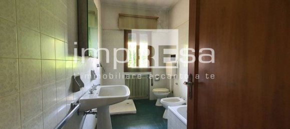 Дом с 6 комнатами в Мартеллаго, Италия № 61763 9