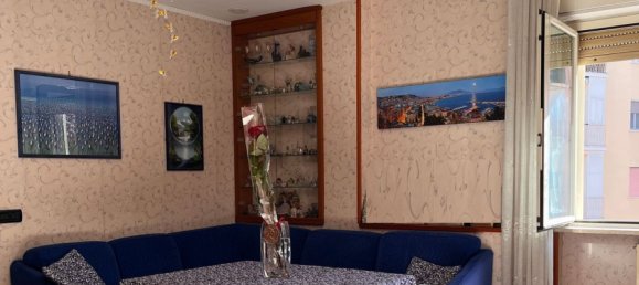 4 rooms Apartment in Naples, Italy No. 94640 5