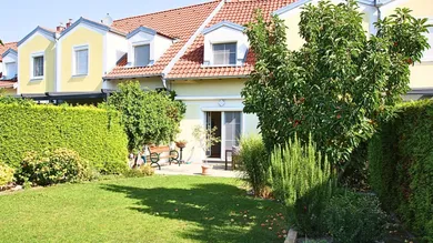 3 chambres Maison de ville à Kottingbrunn, Austria No. 228229