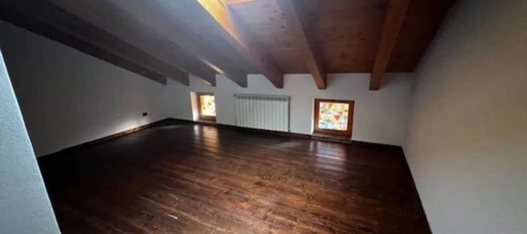 3 rooms Apartment in Novi Ligure, Italy No. 152664 3