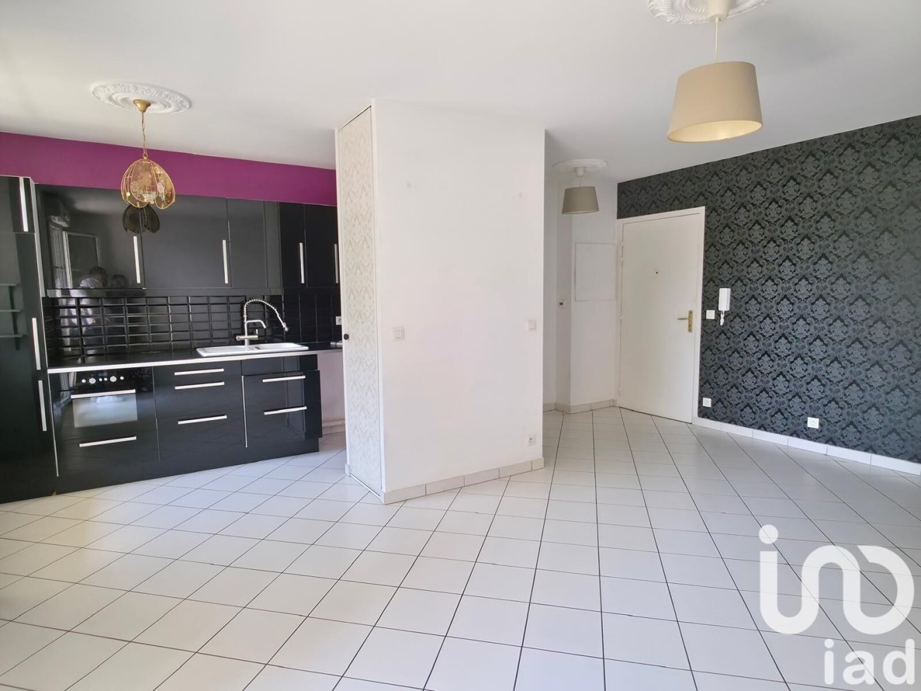Apartamento de 1 dormitorio en Villeparisis, France No. 324684