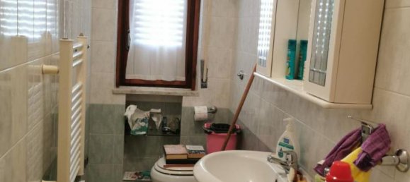 4 rooms Apartment in Catanzaro, Italy No. 9588 69