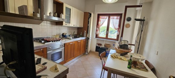 4 rooms Apartment in Catanzaro, Italy No. 9588 10