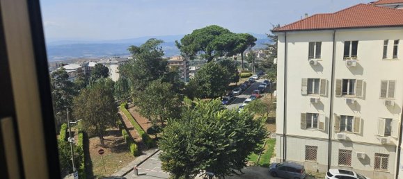 4 rooms Apartment in Catanzaro, Italy No. 9588 56