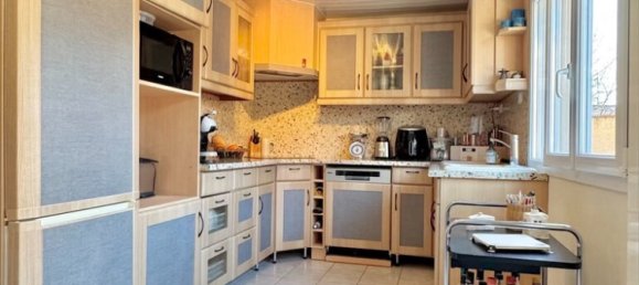 Дом с 5 спальнями в Марсанне-ла-Кот, Франция № 201399 6