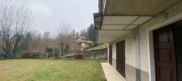 3 rooms Apartment in San Giovanni Bianco, Italy No. 117111 4