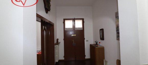 5 rooms Villa in Montevarchi, Italy No. 230617 5