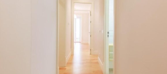 2 Schlafzimmer Wohnung in Lisbon, Portugal, Nr. 267698 12