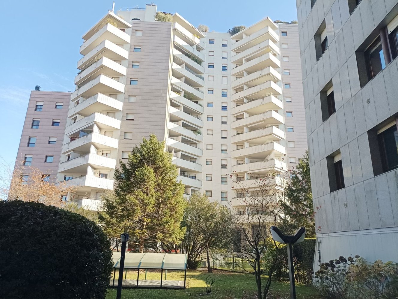 5 rooms Apartment in Verona, Italy No. 175848