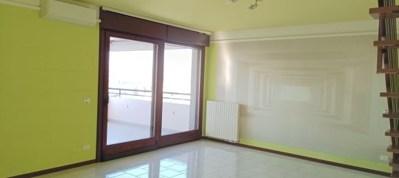 5 rooms Apartment in Verona, Italy No. 175848 49