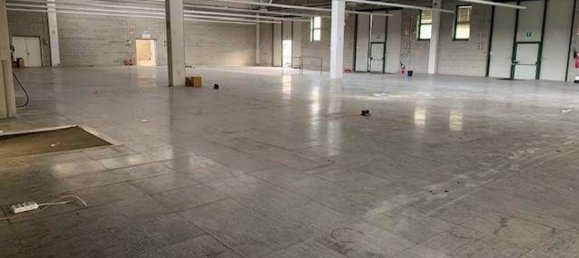 Склад 3030м² в Вилласанта, Италия № 215665 22